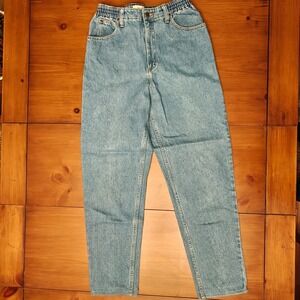L.L. Bean Light Wash Denim Vintage Tapered Leg Blue Jeans Elastic Waist Womens 8